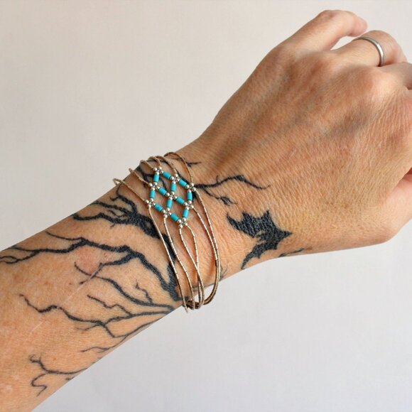 Vintage 1980s 1990s Bracelet, Turquoise Bead and Sterling Silver Native American - Picture 3 of 8